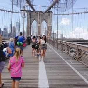 Meet your Posher, Debora